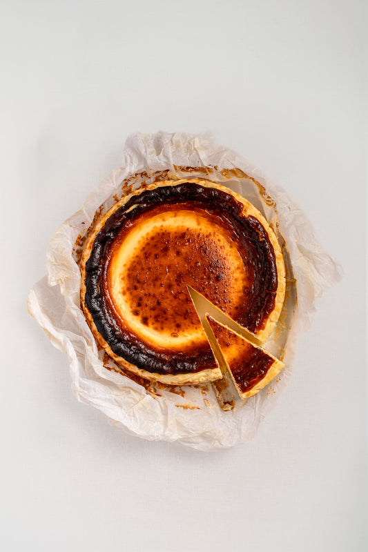 Basque Burnt Cheesecake by La Maritxu