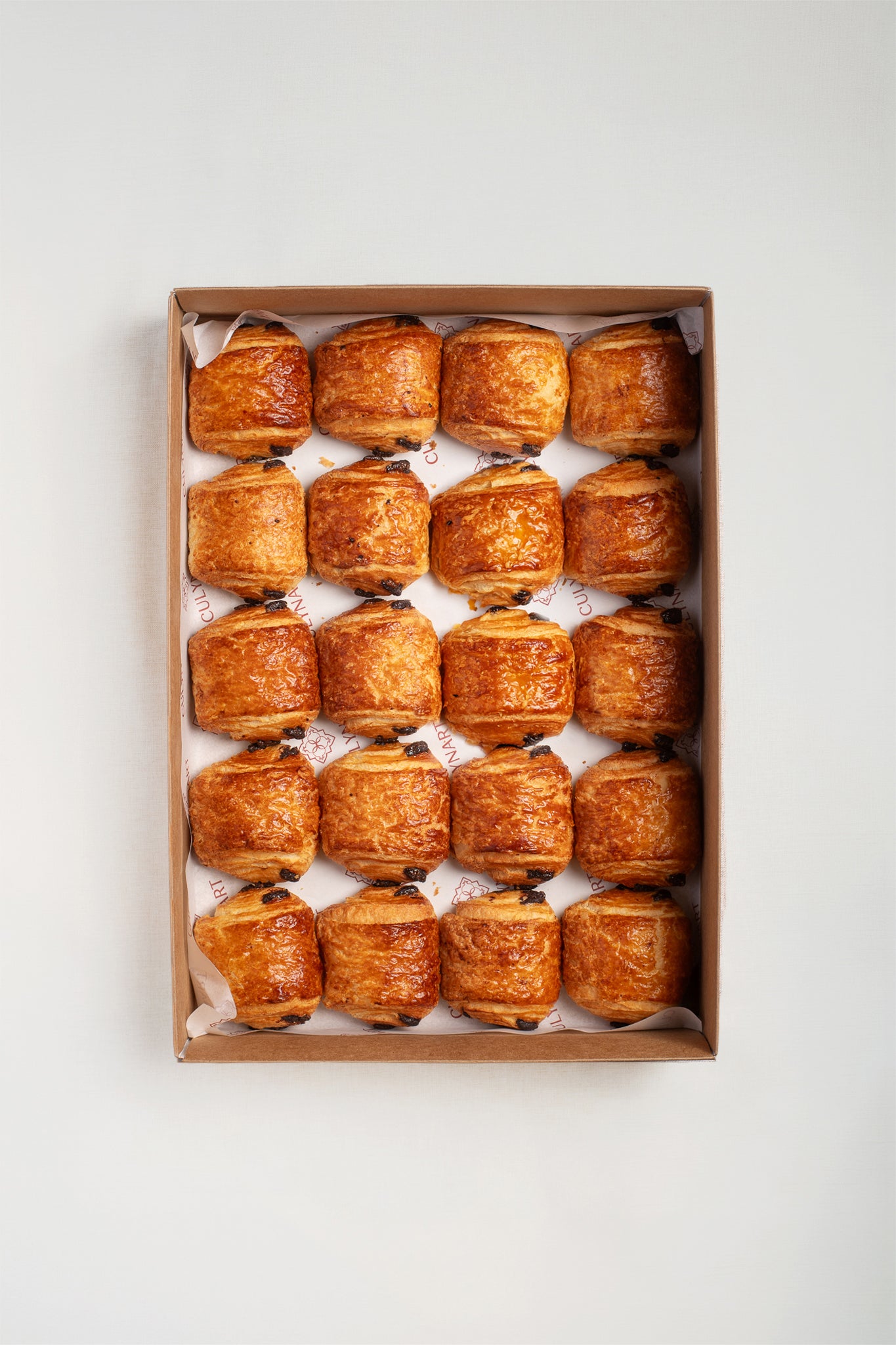 Mini Pastries Platter - 35 units